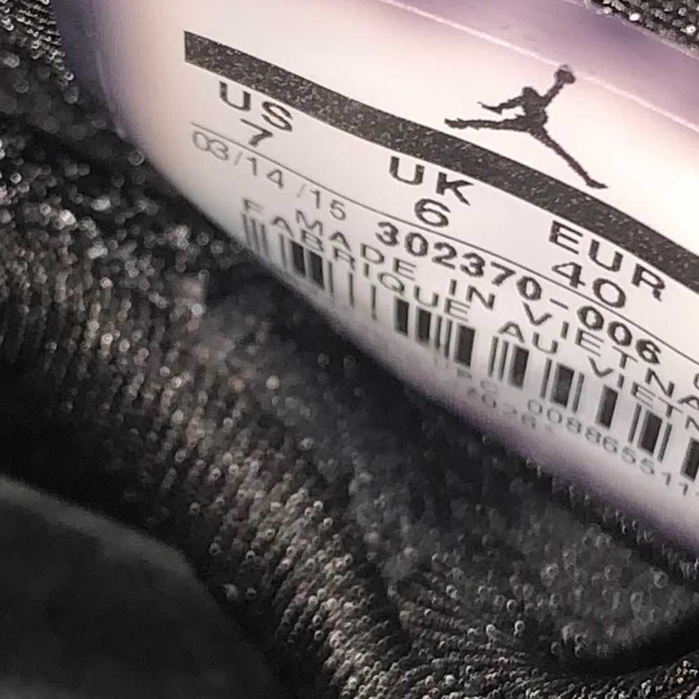 Air Jordan 9 Retro BG Bred black and red sneakers UNISEX - Picture 9 of 9